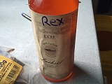  Da unser Mogli inzwischen eine tolle Familie gefunden hat, haben wir unserem kranken Rex das Lachsöl vermacht.